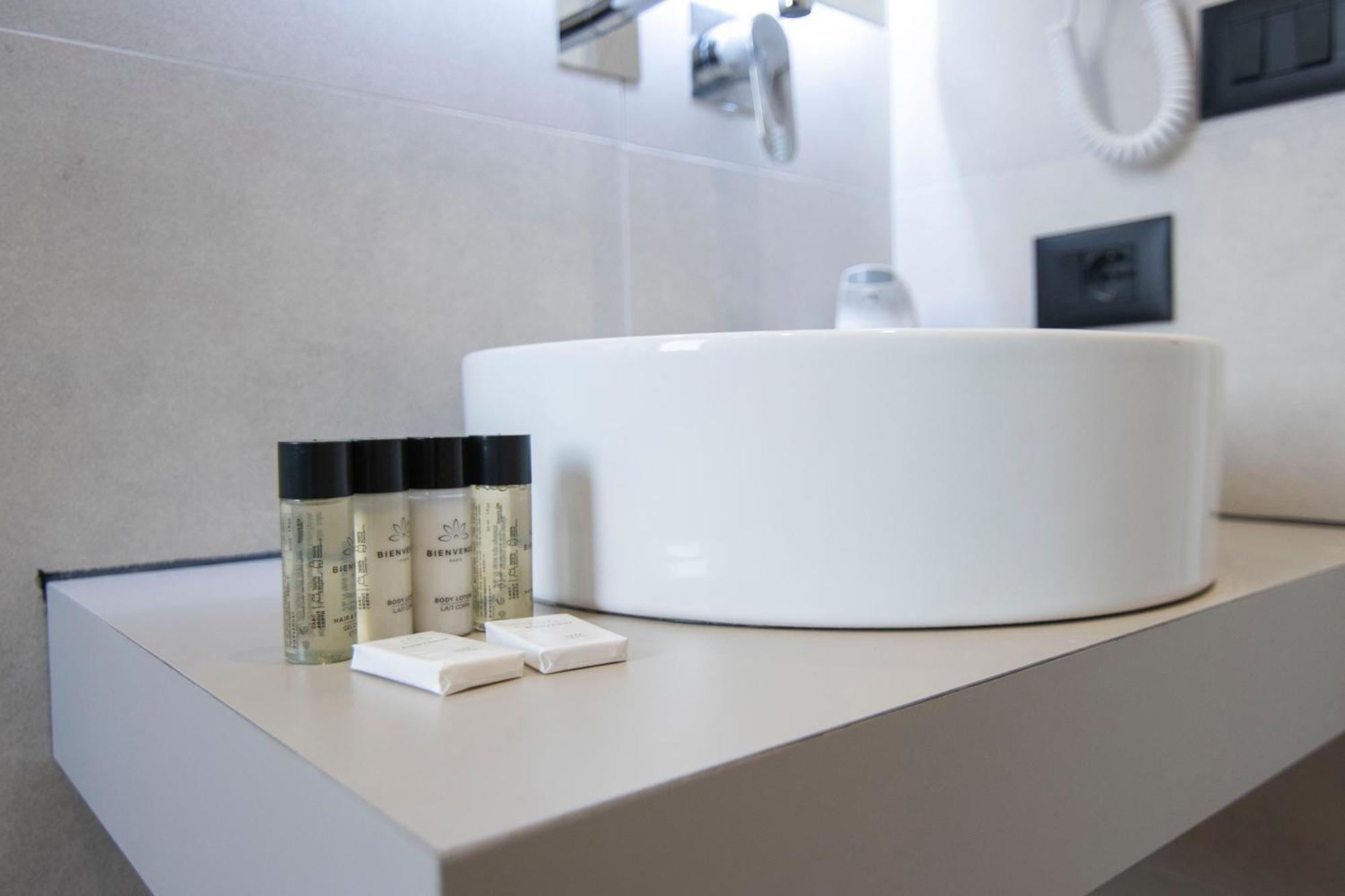 Mina Luxury Rooms Tirana Exterior photo