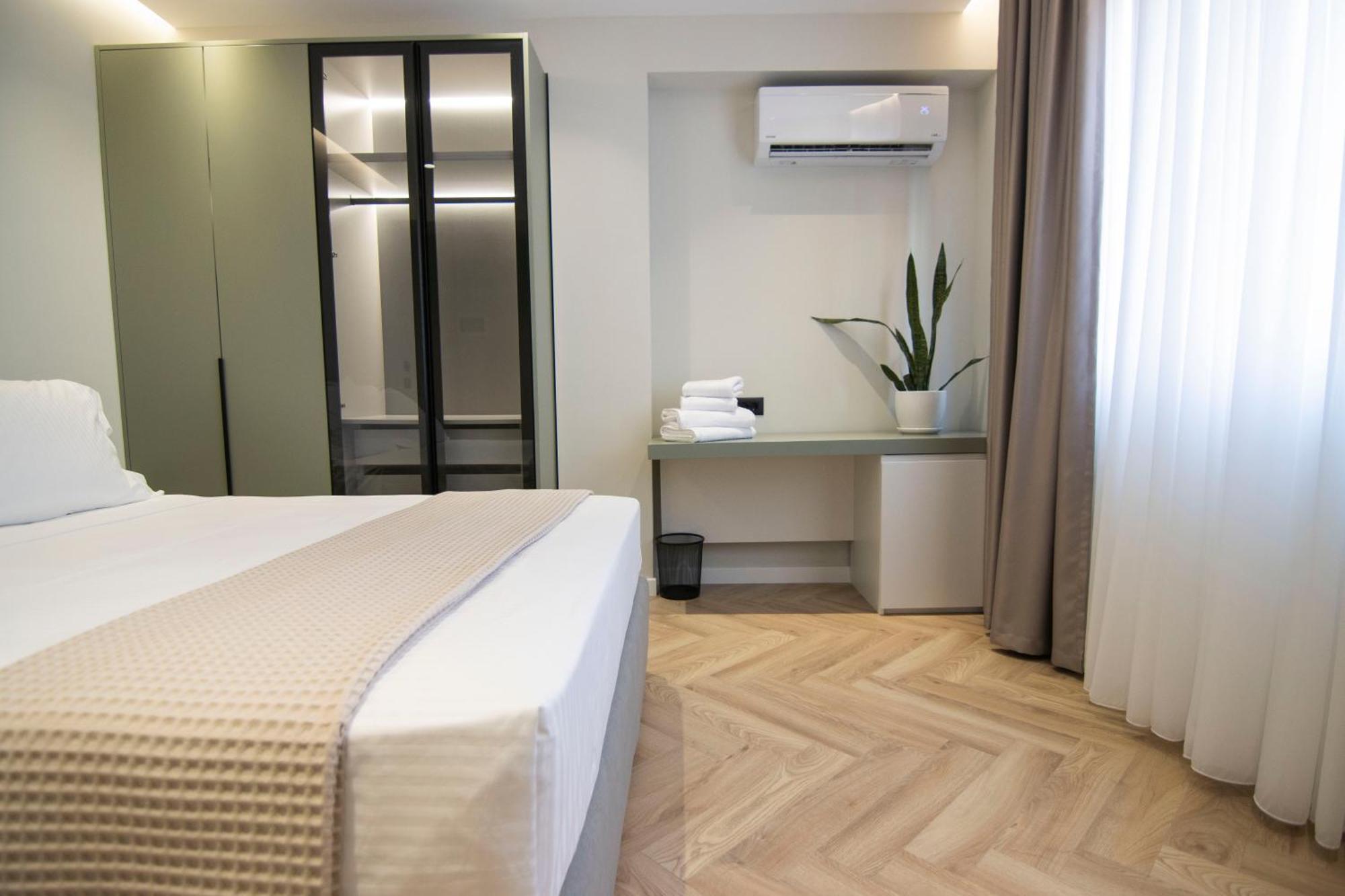 Mina Luxury Rooms Tirana Exterior photo